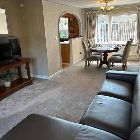 Central Aster House, 3 Bedrooms, Parking Nottingham Exterior photo