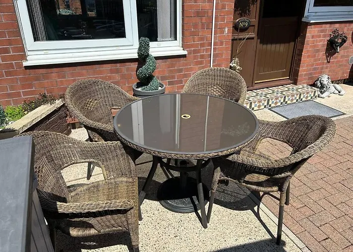 Central Aster House, 3 Bedrooms, Parking